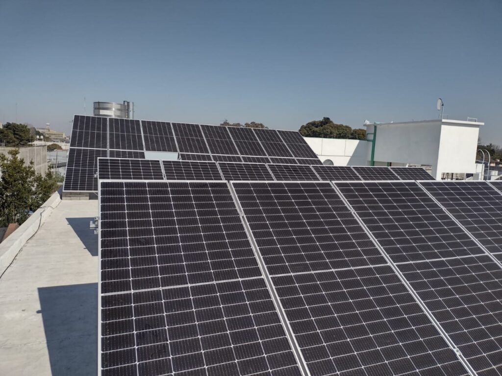 Instalación de paneles solares fotovoltaicos en Nildatex SA - Proyecto de Energía Solar Energe Argentina